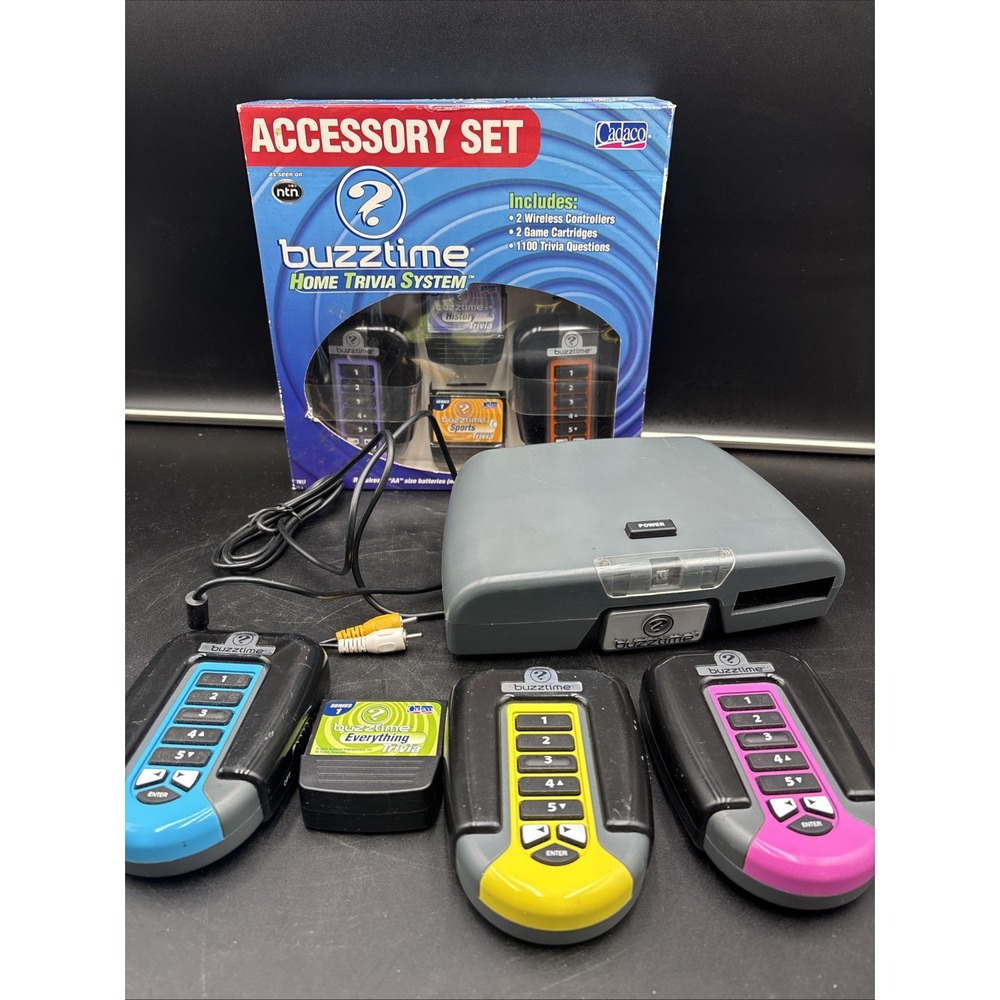 Buzz Time Home Trivia System w/ 5 Controllers Box Cadco 2004 3 Game Cartridges